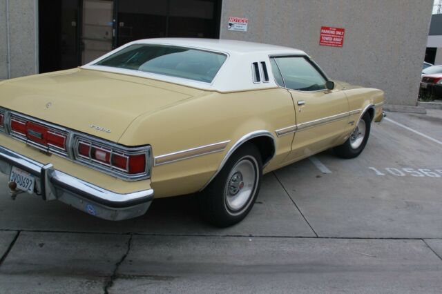 Ford Gran Torino 1974 image number 18