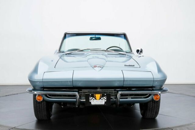 Chevrolet Corvette 1966 image number 23