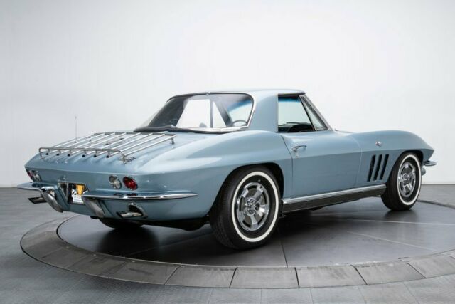 Chevrolet Corvette 1966 image number 33