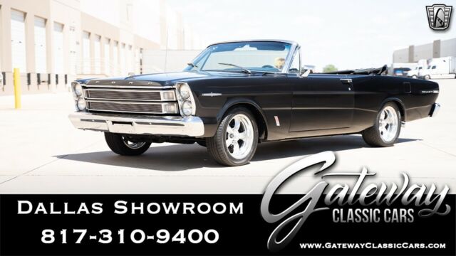 Ford Galaxie 1966 image number 0