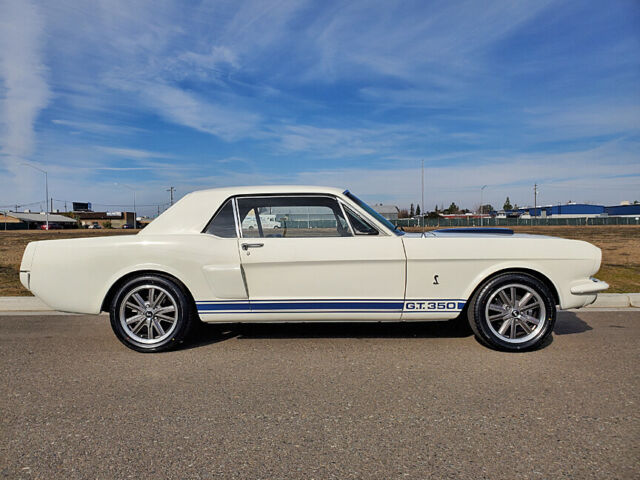 Ford Mustang 1966 image number 28