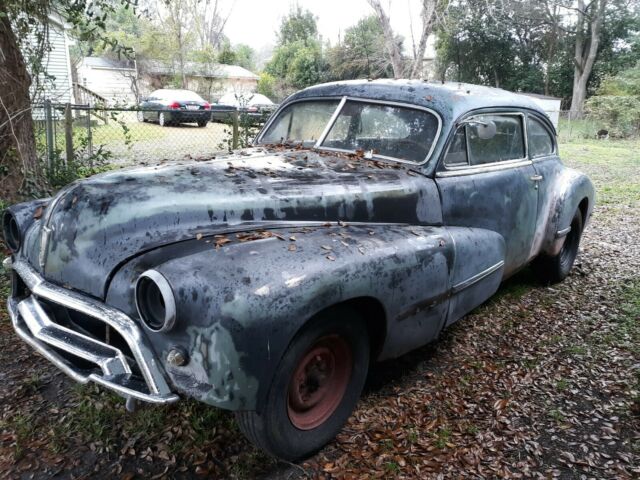 Oldsmobile Ninety-Eight 1947 image number 0