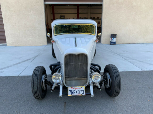 Ford 3 window Coupe 1932 image number 29