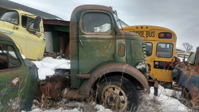 GMC COE 1946 image number 1