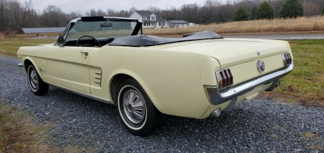 Ford Mustang 1966 image number 1