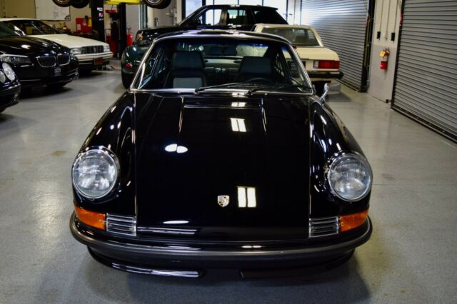 Porsche 911 1972 image number 27