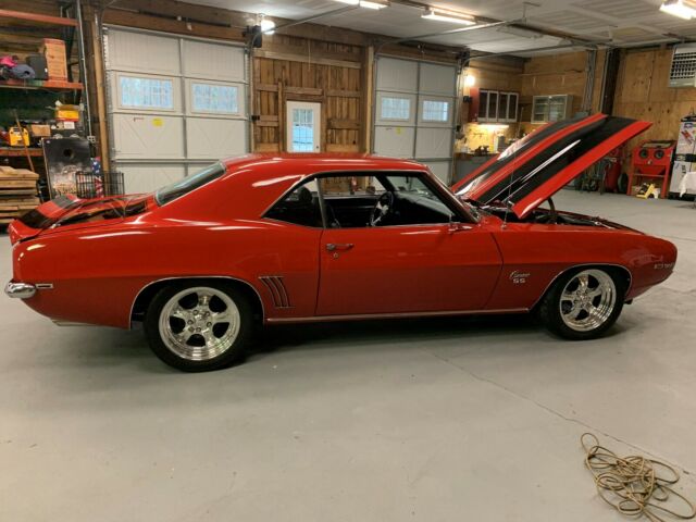 Chevrolet Camaro 1969 image number 2