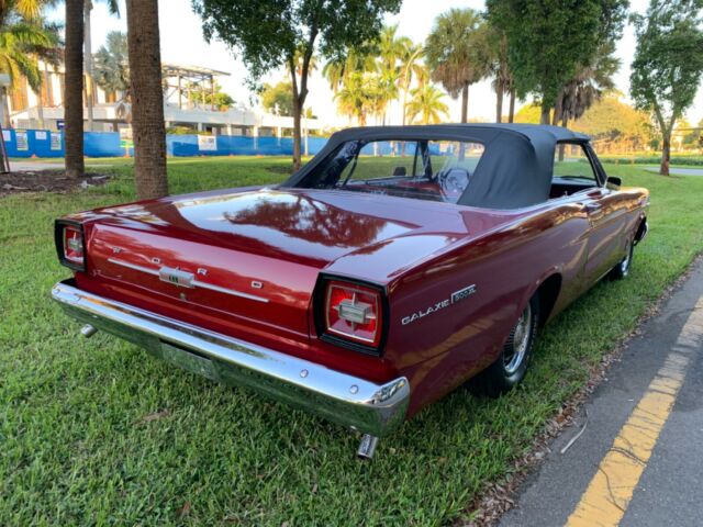 Ford Galaxie 1966 image number 38