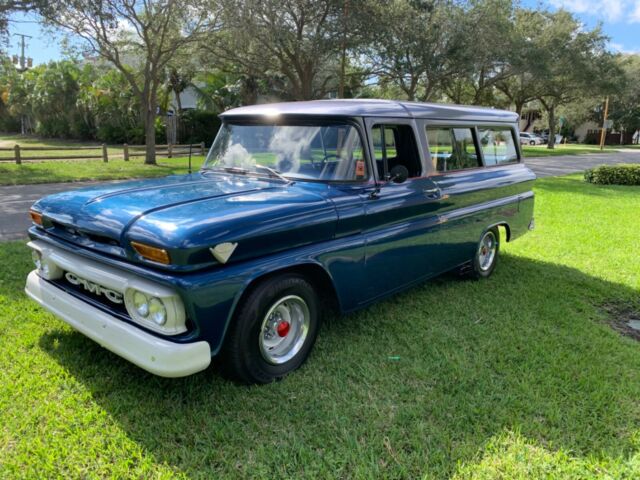 GMC Suburban 1963 image number 1