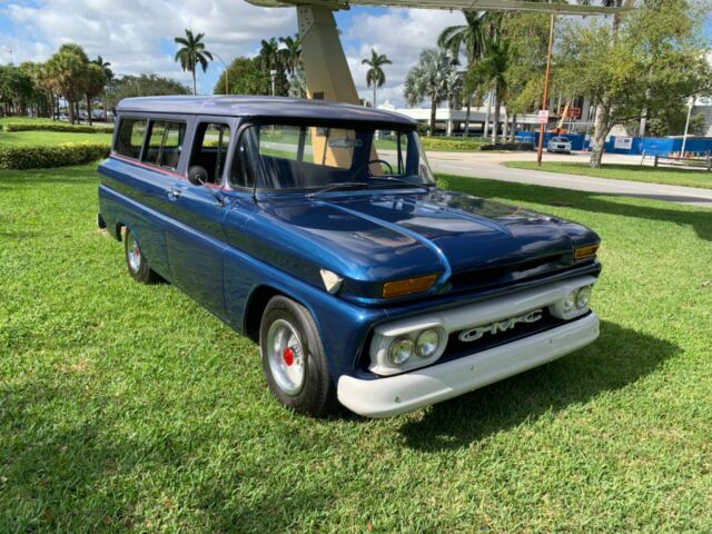 GMC Suburban 1963 image number 19