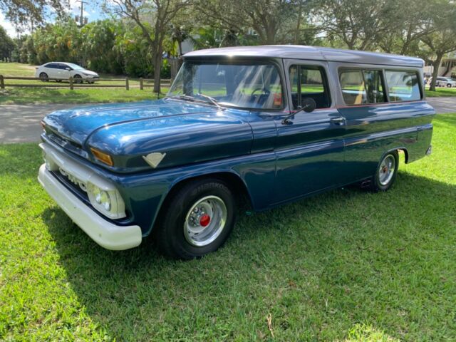 GMC Suburban 1963 image number 22