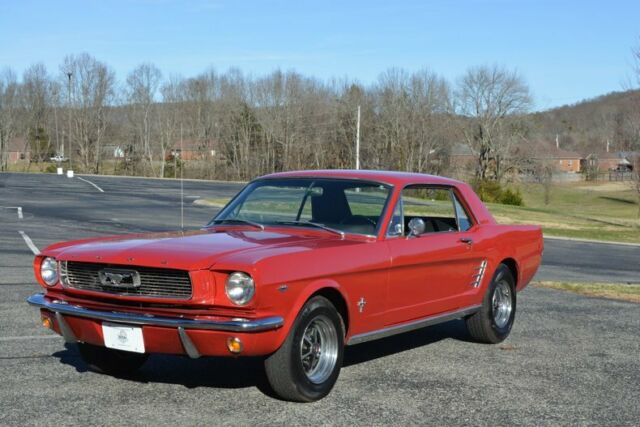 Ford Mustang 1966 image number 0