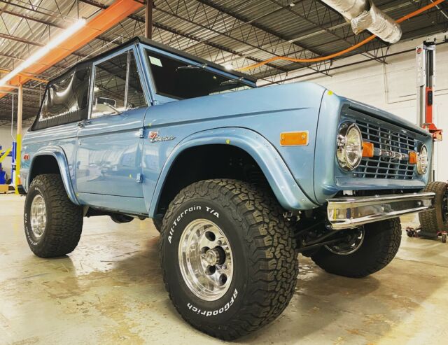 Ford Bronco 1976 image number 0