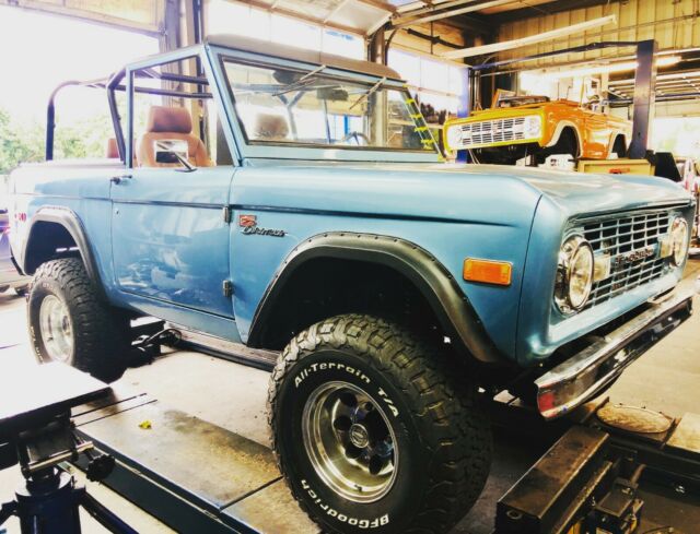 Ford Bronco 1976 image number 3