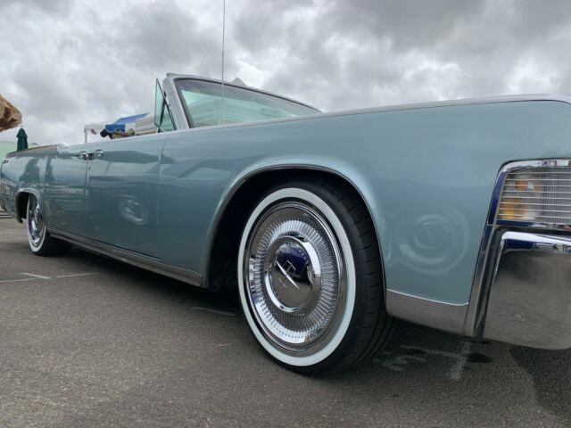 Lincoln Continental 1965 image number 11