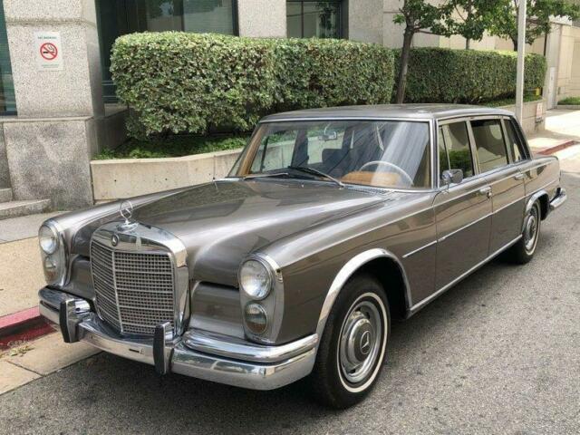 Mercedes-Benz 600-Series 1965 image number 0