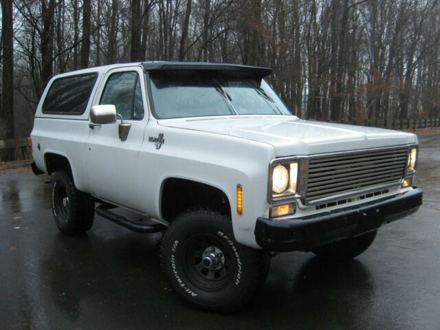 Chevrolet Blazer 1977 image number 2