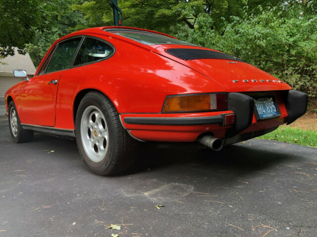 Porsche 911 1973 image number 2