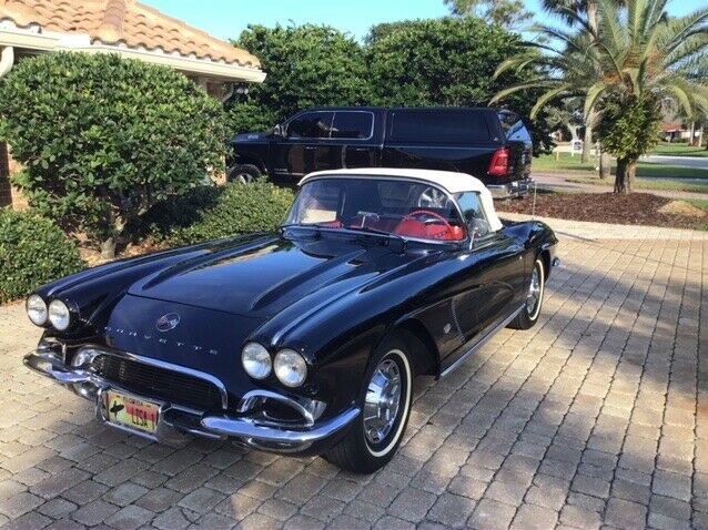 Chevrolet Corvette 1962 image number 10