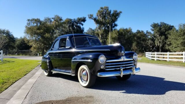 Ford Super Deluxe Business Coupe 1948 image number 6