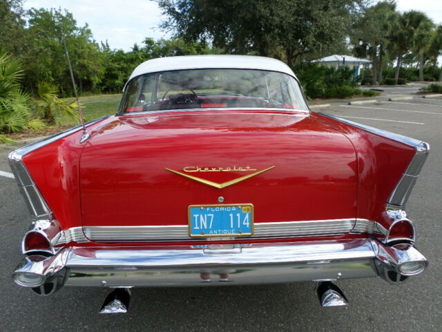 Chevrolet Bel Air/150/210 1957 image number 21