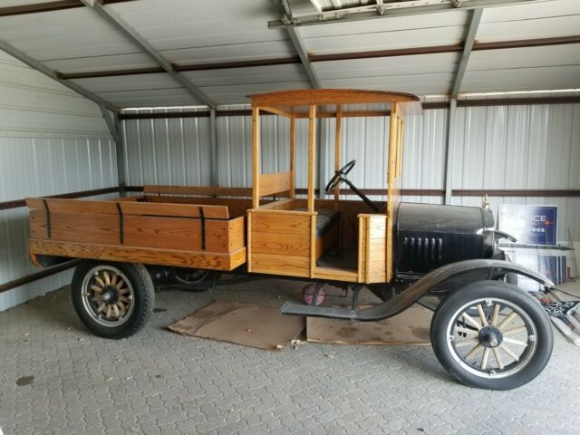 Ford Model T 1922 image number 1