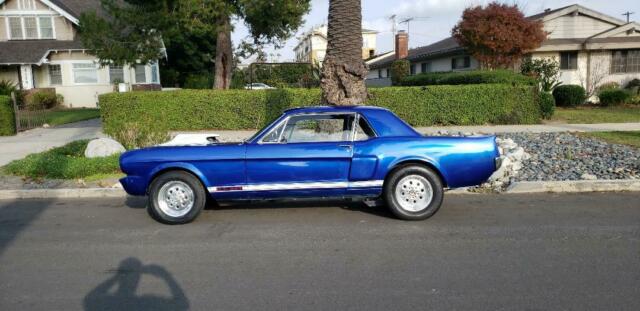 Ford Mustang 1966 image number 28