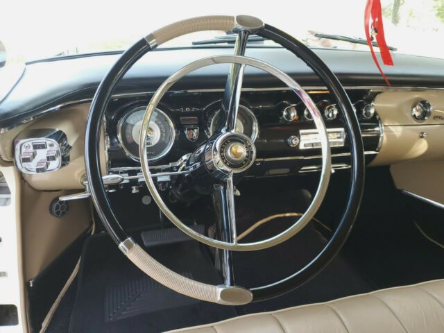 Chrysler 300 Series 1956 image number 18