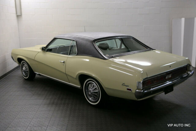 Mercury Cougar 1969 image number 2