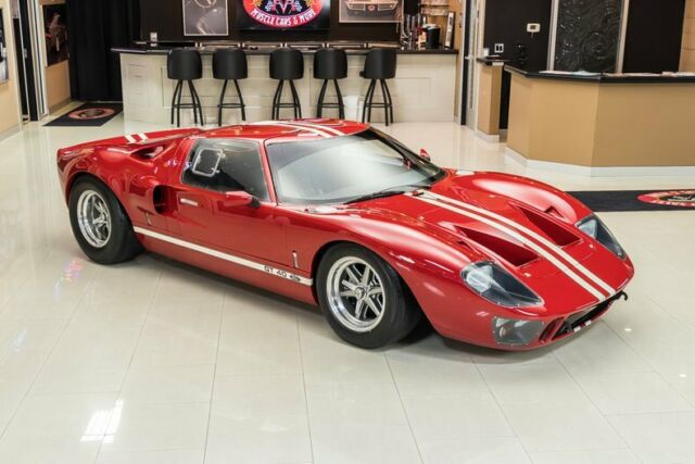 Ford GT40 1966 image number 8