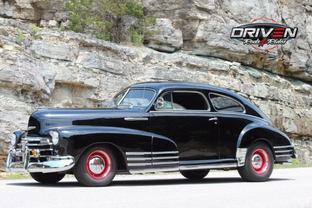 Chevrolet Fleetline Aero coupe 1948 image number 4