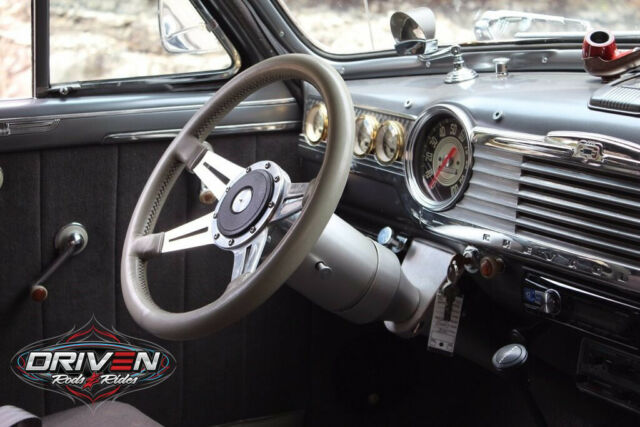 Chevrolet Fleetline Aero coupe 1948 image number 41