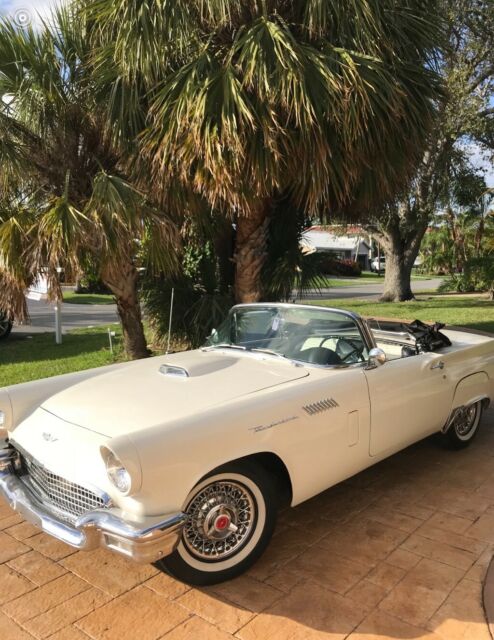 Ford Thunderbird 1957 image number 37