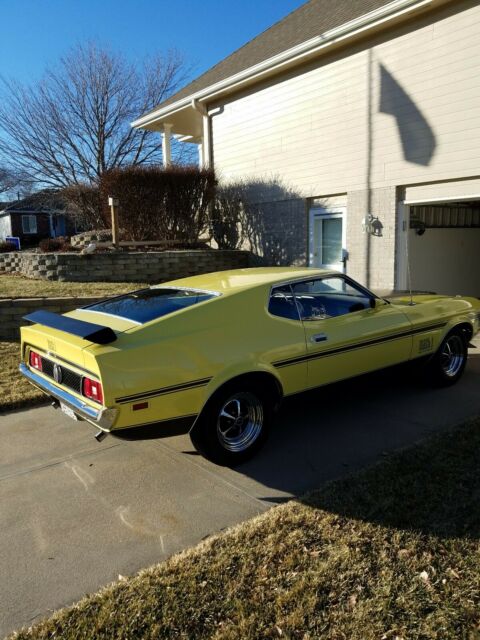 Ford Mustang 1971 image number 29