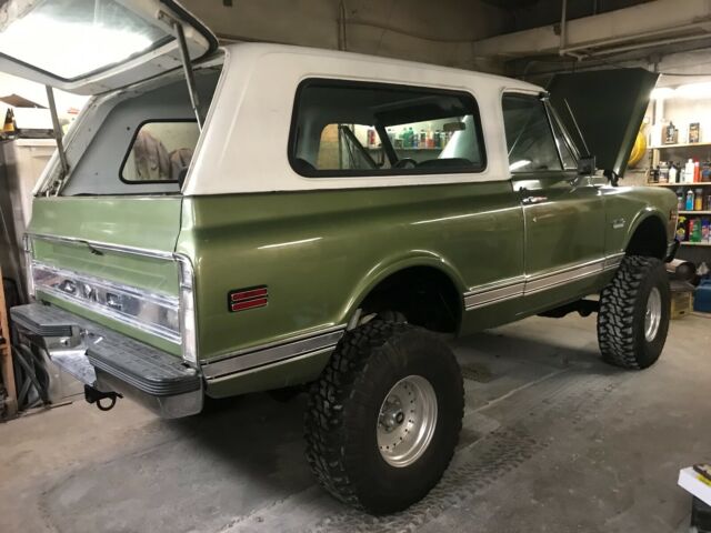 GMC Jimmy 1971 image number 14