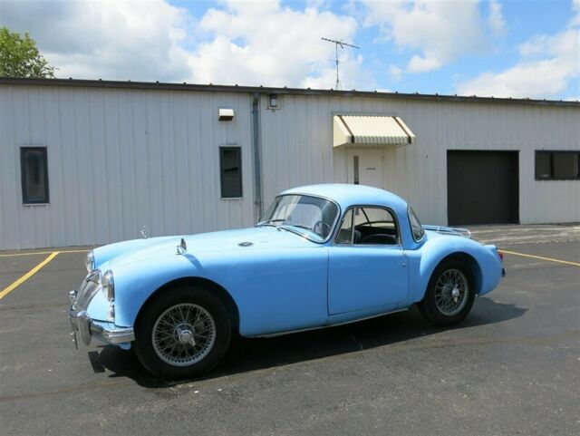 MG MGA 1961 image number 2