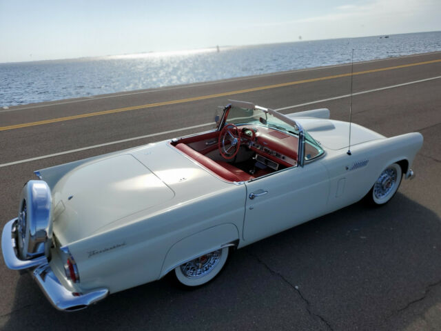 Ford Thunderbird 1956 image number 0