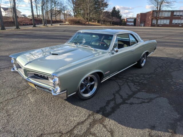 Pontiac GTO 1966 image number 0