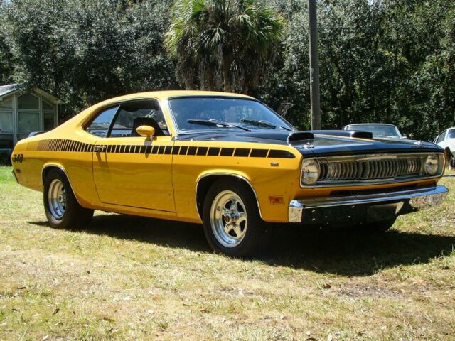 Plymouth Duster 1971 image number 11