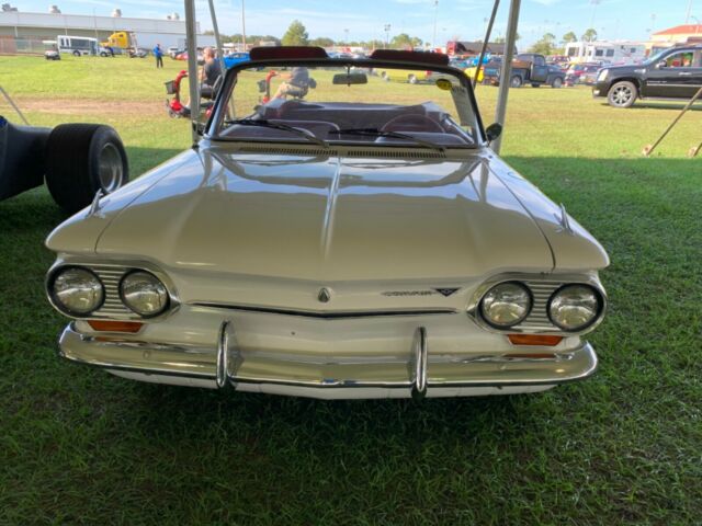 Chevrolet Corvair 1963 image number 28