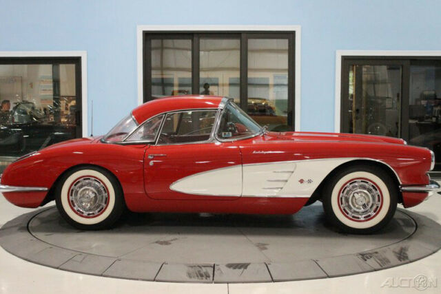 Chevrolet Corvette 1960 image number 5