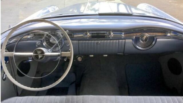 Oldsmobile Eighty-Eight 1955 image number 21