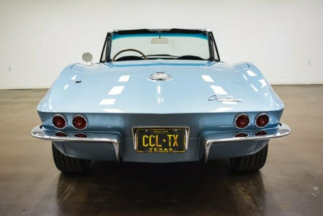 Chevrolet Corvette 1964 image number 23