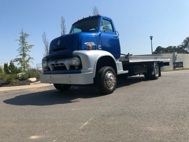 Ford F600 1954 image number 0