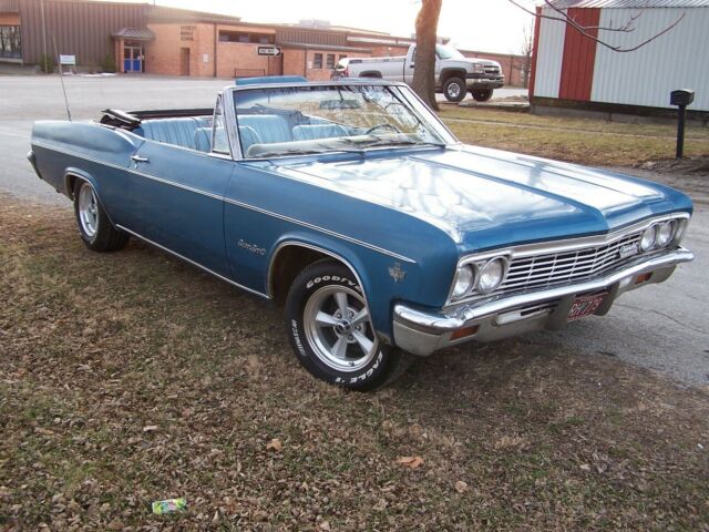 Chevrolet Impala 1966 image number 0