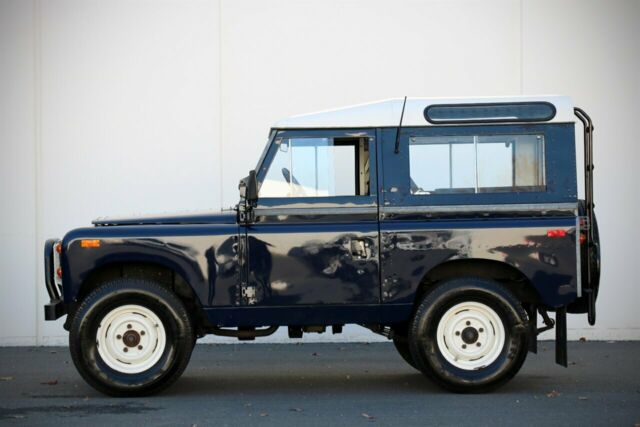 Land Rover Series II A 88" 1969 image number 18