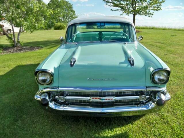 Chevrolet Bel Air/150/210 1957 image number 17