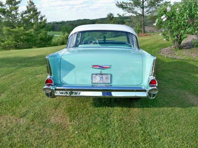 Chevrolet Bel Air/150/210 1957 image number 32