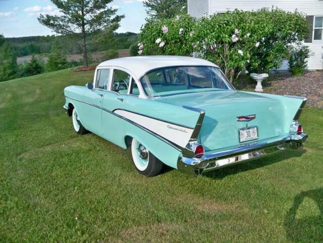 Chevrolet Bel Air/150/210 1957 image number 33