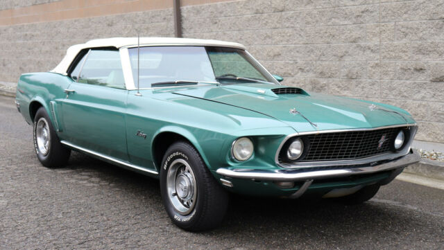 Ford Mustang 1969 image number 24